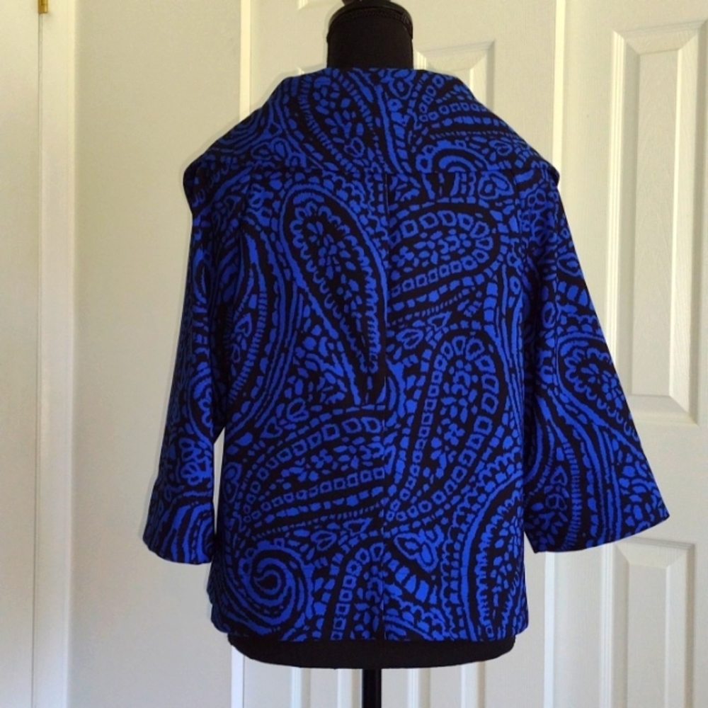 Jacket - Picture 5 of 6